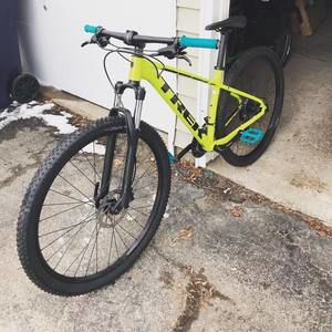 Meet your Posher, Clint